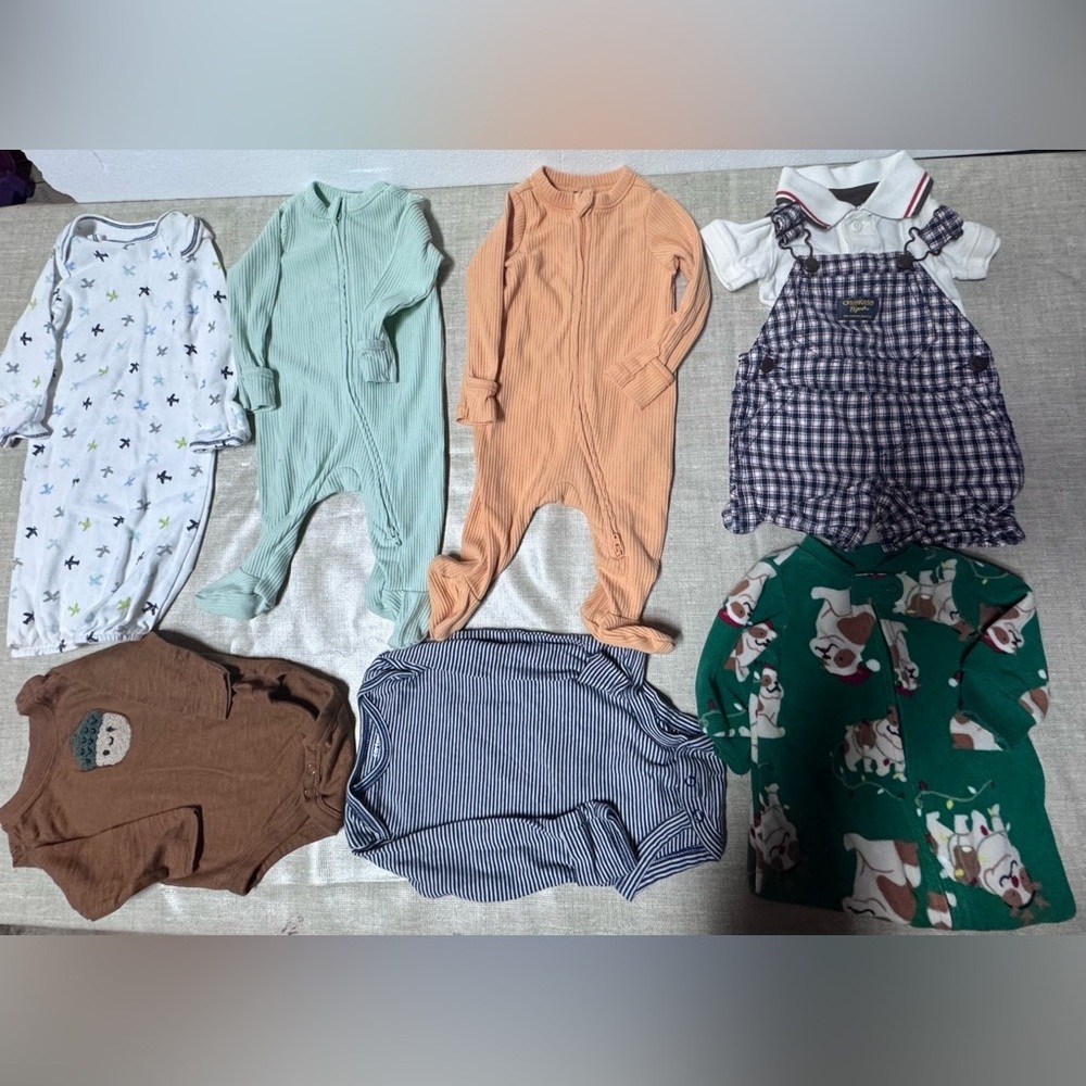 Old Navy Bundle Peach Baby Boy Onesie